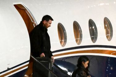 Lionel Messi dit un dernier adieu à son père, Jorge Messi, dans l'intimité de sa ville natale